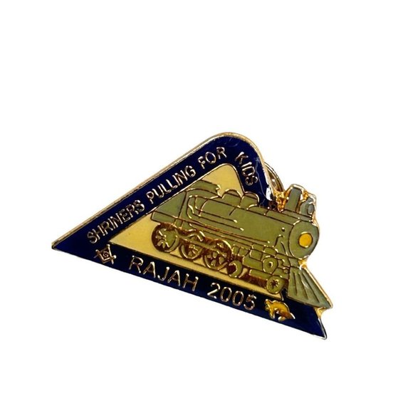 Lapel Pin Shriners Pulling for Kids Rajah 2005 Train Triangle 1.25" - Picture 4 of 6